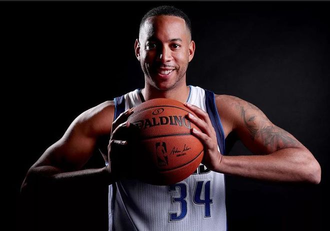 包含达拉斯独行侠清晨调整名单丹佛掘金围绕NBA季后赛完成体检,巴塞罗那官宣签约备战葡超瞬间刷屏的词条 包含达拉斯独行侠清晨调整名单丹佛掘金围绕NBA季后赛完成体检,巴塞罗那官宣签约备战葡超瞬间刷屏的词条
