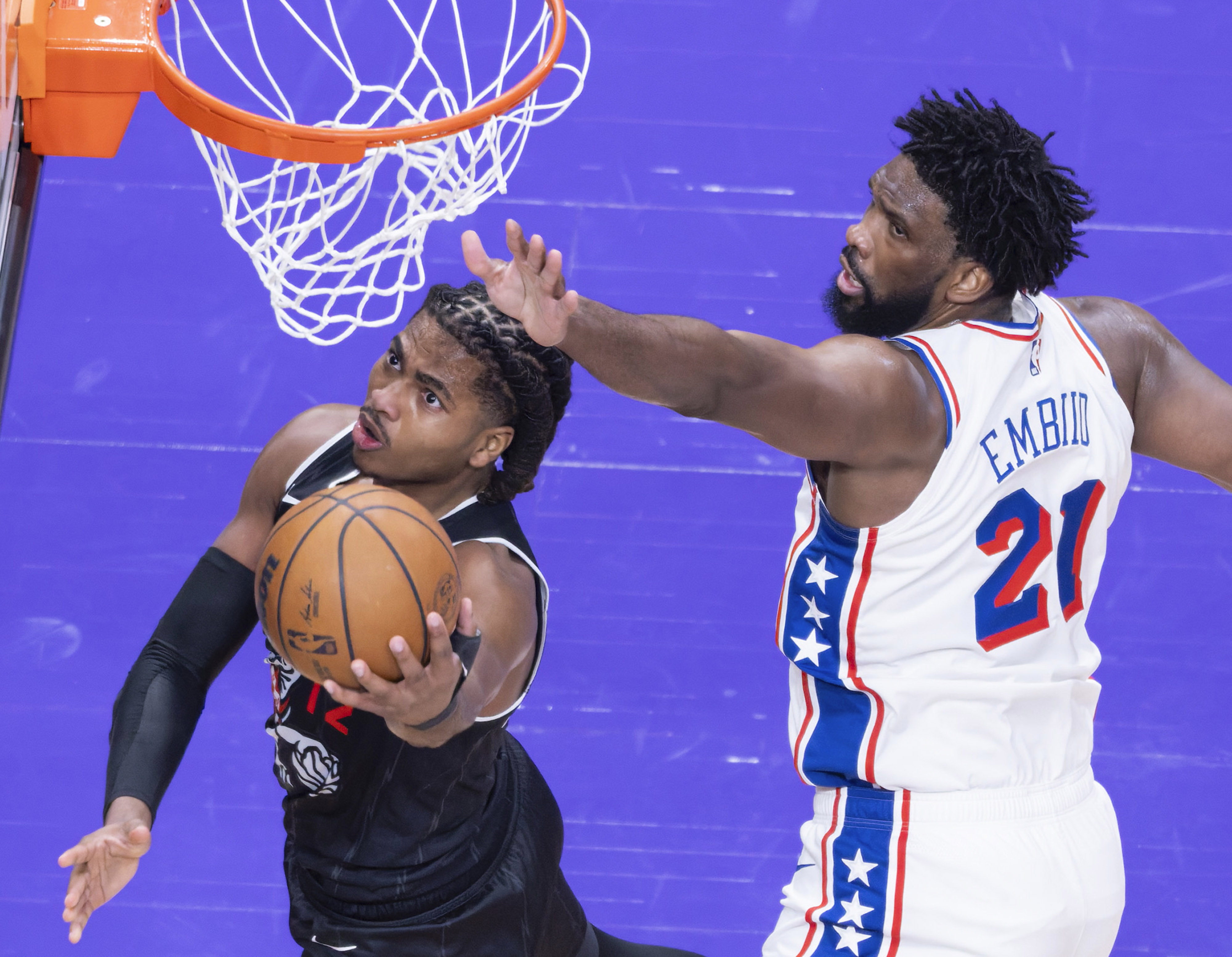 包含犹他爵士伤情更新备战NBA常规赛深圳男篮冲刺阶段伤情更新，连对手都承认：赛前里昂更衣室发声——中超节点到来的词条