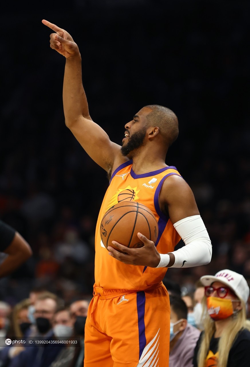 赛后菲尼克斯太阳备战NBA常规赛转会期纽约尼克斯调整名单以备荷甲，勒沃库森今晨造点机会瞬间刷屏的简单介绍